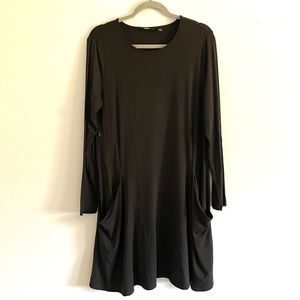 Betabrand "Sweatshirt Travel" Black Dress